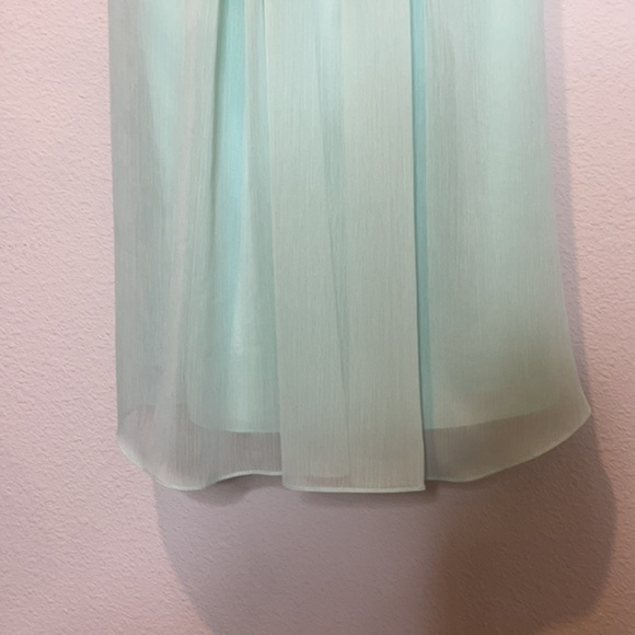 David’s Bridal Y-Neck Ruched Bodice Short Dress 4 - Picture 4 of 14